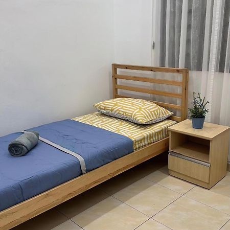 Az Melaka Homestay מראה חיצוני תמונה